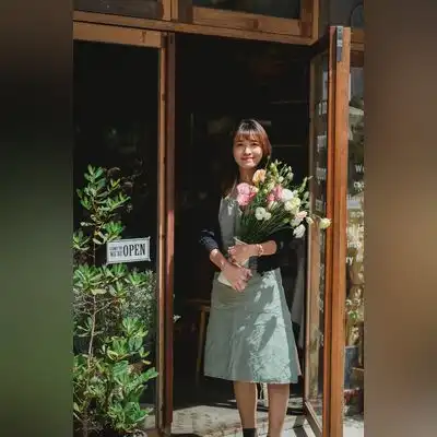康雅雯